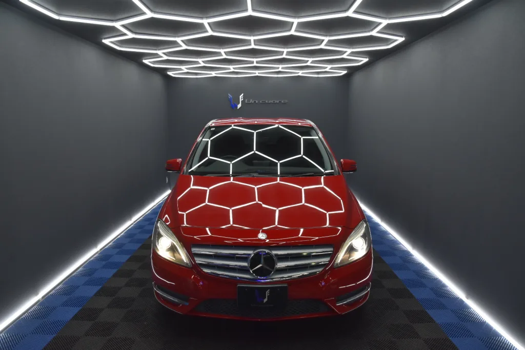 施工事例Mercedes Benz B180