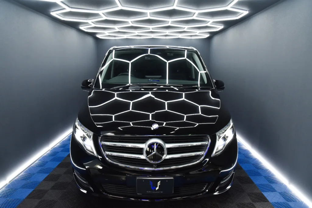 施工事例Mercedes Benz V220d