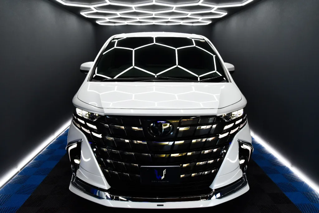 施工事例TOYOTA NEW ALPHARD