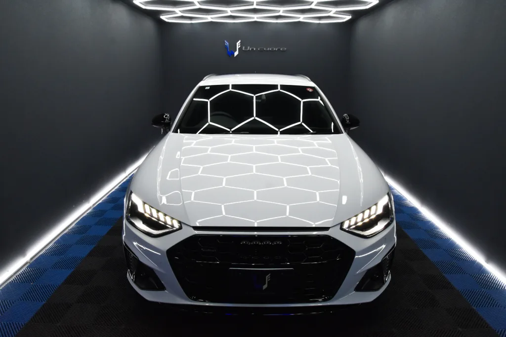 施工事例Audi A4 S-line