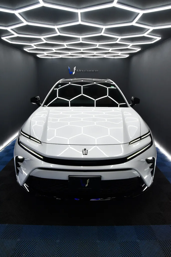 施工事例TOYOTA crown sport